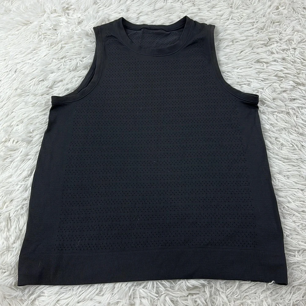 Lululemon Breeze By Muscle Tank Black / Black